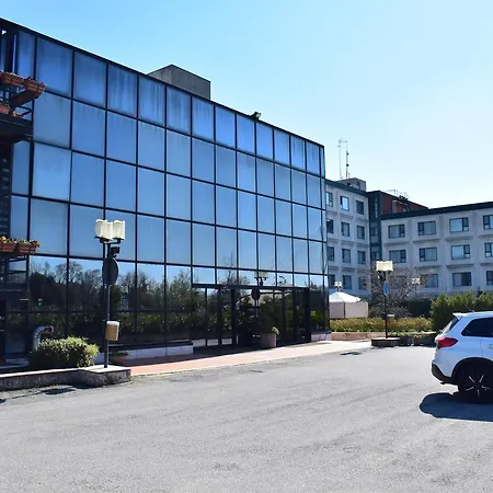 Russott Hotel-3